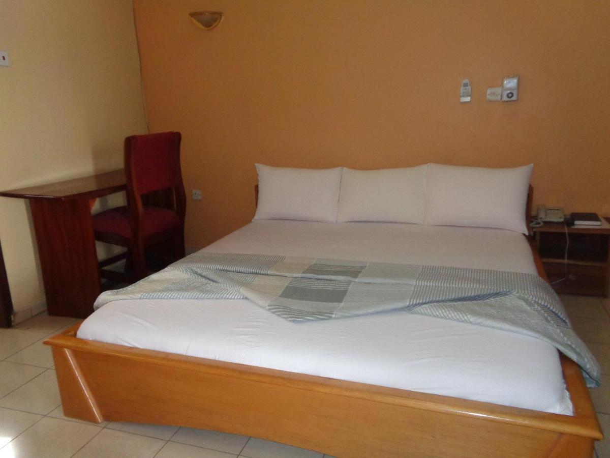 Queensland Hotel Sekondi-Takoradi Ngoại thất bức ảnh